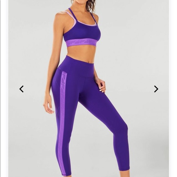 Fabletics Pants - EUC Matching Workout Sports Bra & 7/8 Leggings